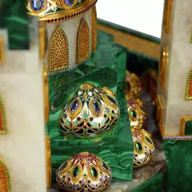 Tabletop mosque-repository for the Quran "Al-Malikiti Masjid" (Malachite Mosque)